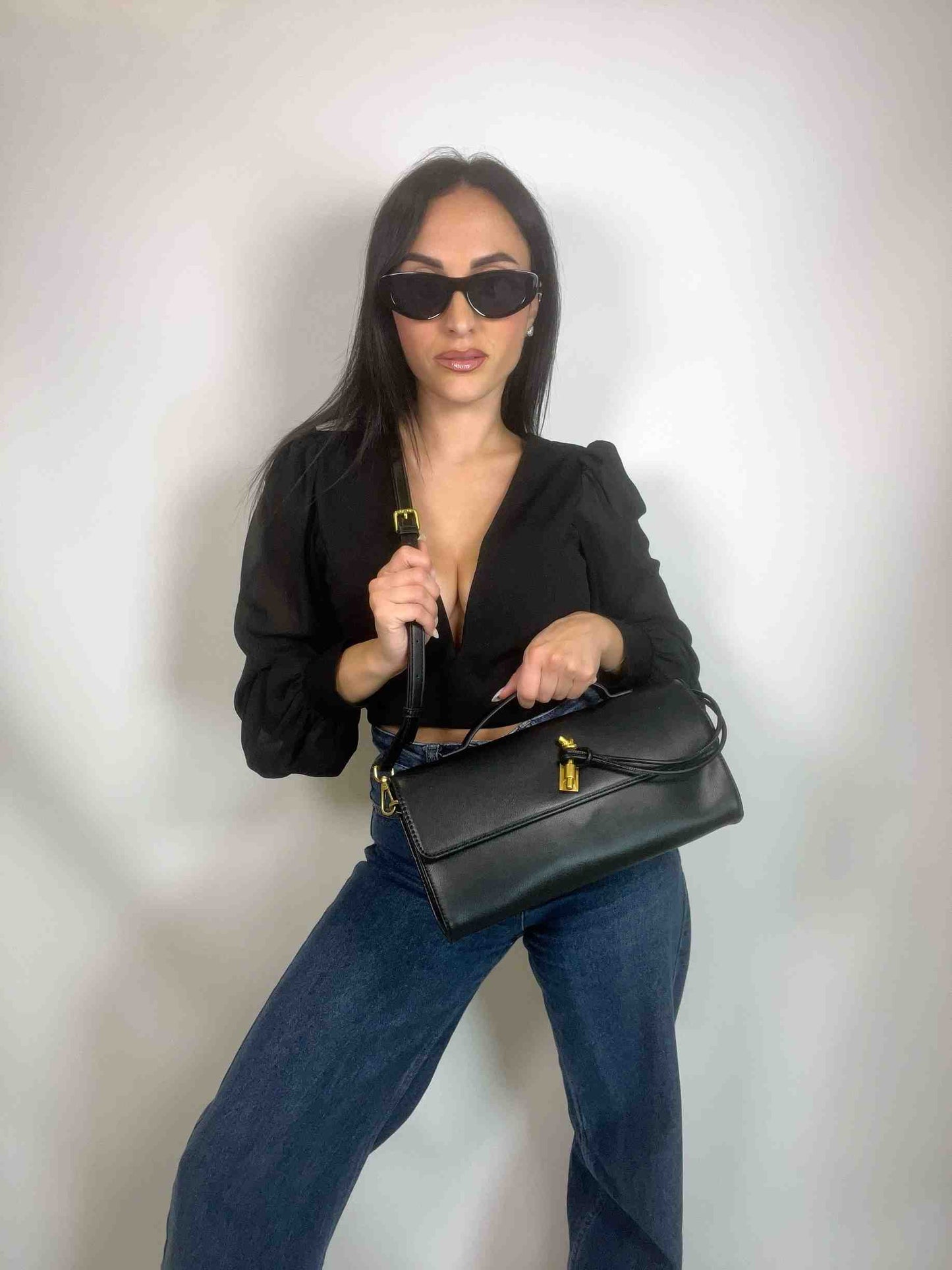 CHLOE CLUTCH BAG - BLACK