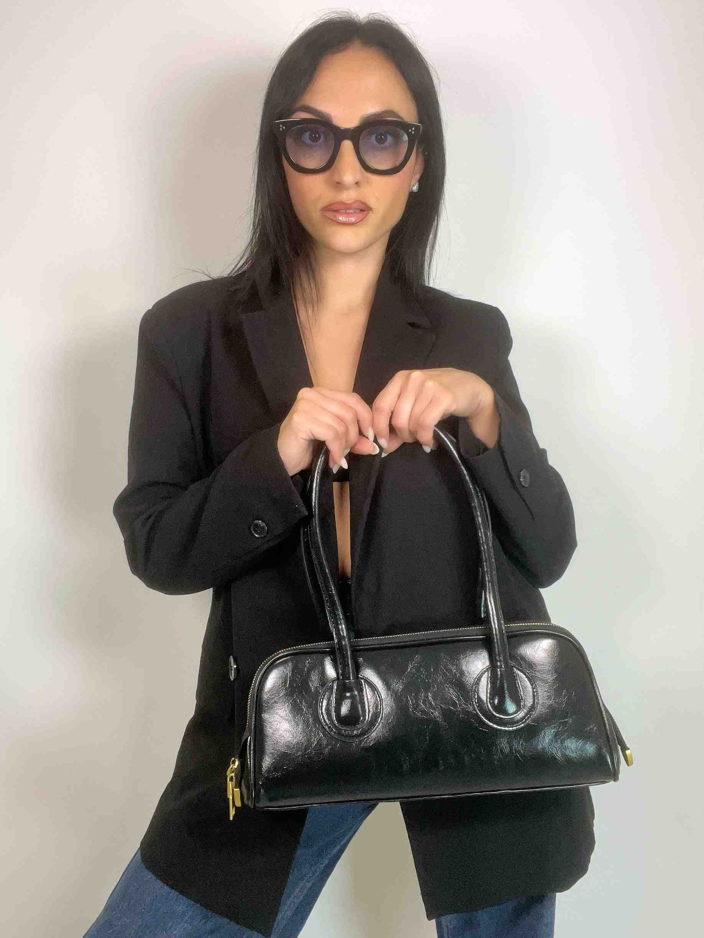ALAIA BAGUETTE BAG - BLACK
