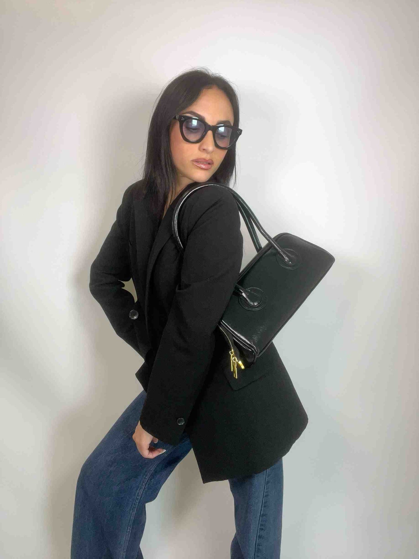ALAIA BAGUETTE BAG - BLACK