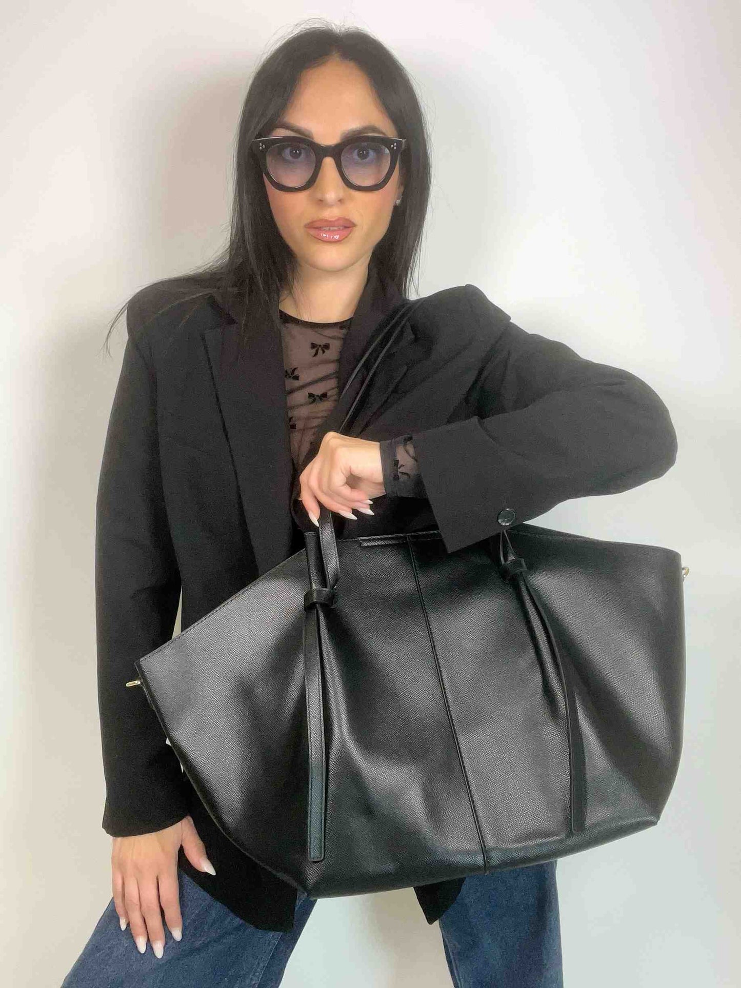 KIM STRUCTURED BAG - BLACK