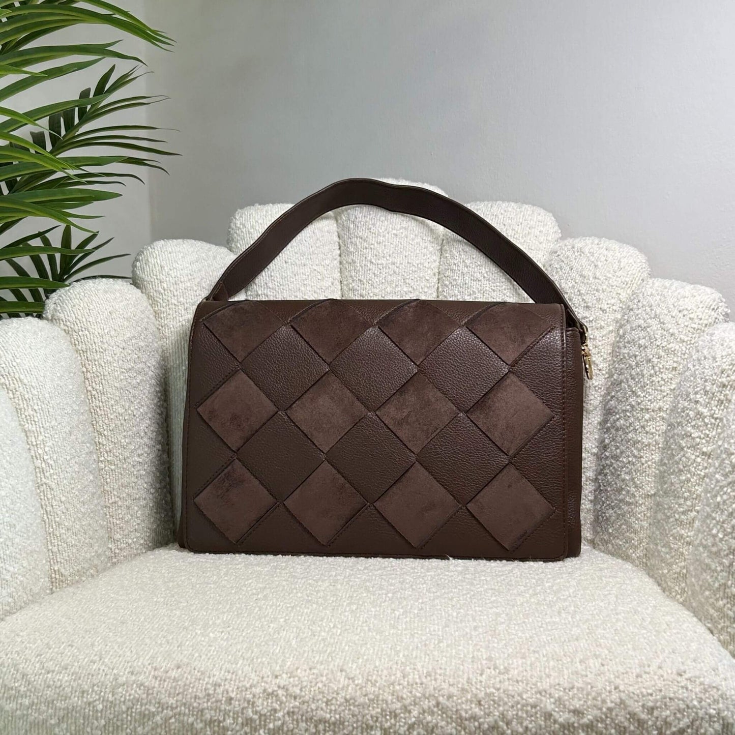 VICTORIA - SQUARE CLUTCH DARK CHOCOLATE