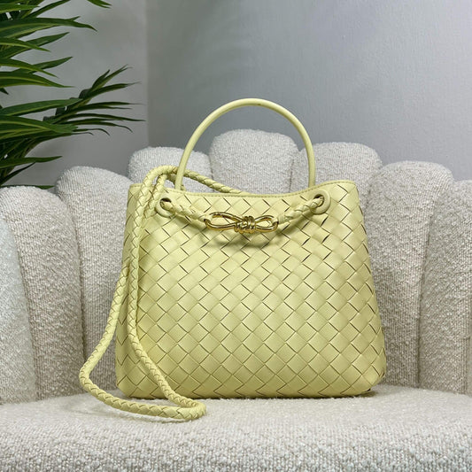 LADY D - BUTTER YELLOW