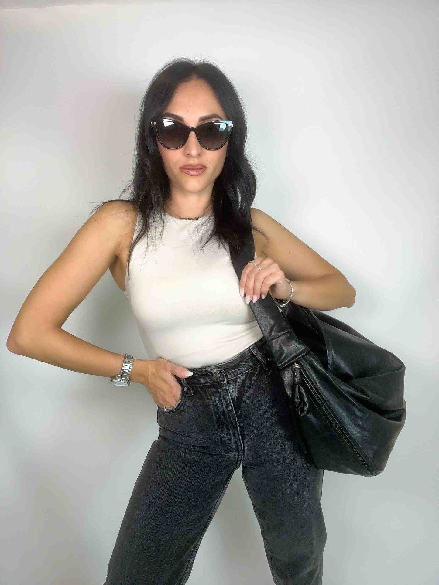 EVELYN SOFT HOBO BAG - BLACK