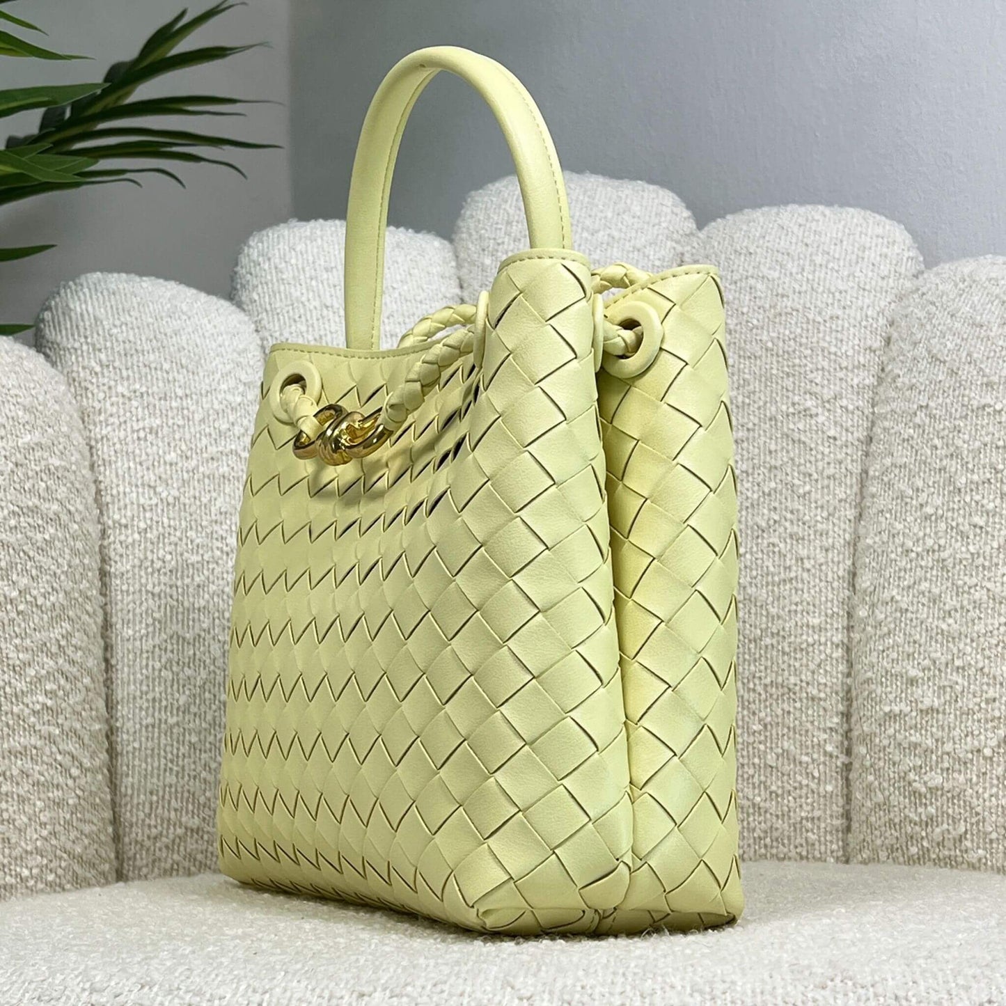 LADY D - BUTTER YELLOW