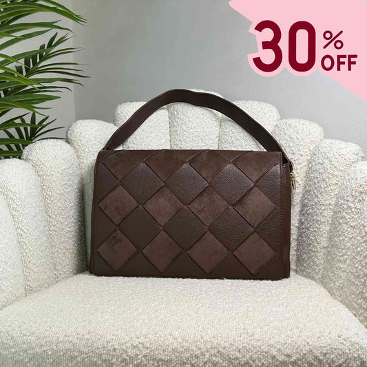 VICTORIA - SQUARE CLUTCH DARK CHOCOLATE