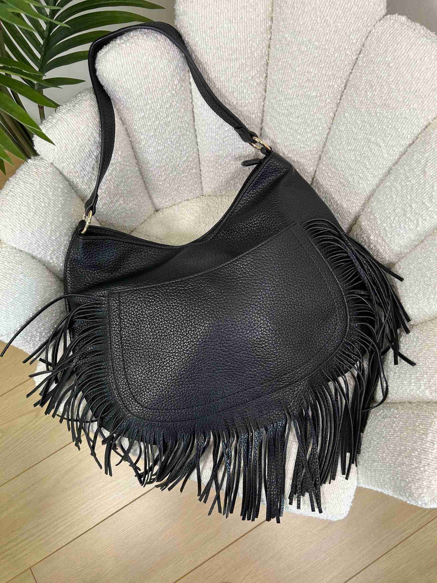 DAKOTA - SHOULDER FRINGE BAG BLACK